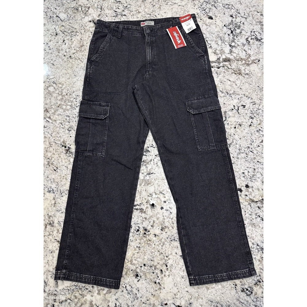 NWT Wrangler Men's Relaxed Straight Utility Denim 34x32 Cargo Jeans Black Skater